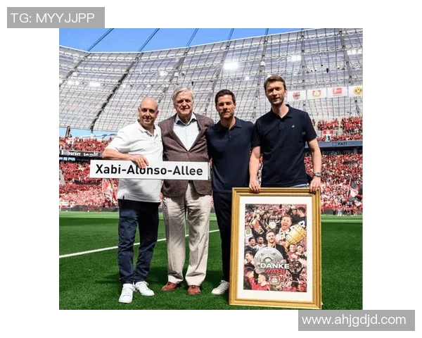 佩佩回忆穆帅执教皇马时期阿隆索积极交流战术见解 佩佩回忆穆帅执教皇马时期阿隆索积极交流战术见解