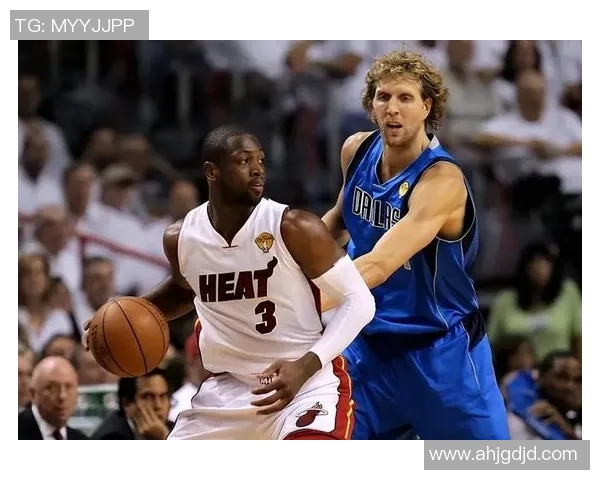 独行侠与诺维茨基共同揭幕家乡第4座翻新球场展现篮球魅力 独行侠与诺维茨基共同揭幕家乡第4座翻新球场展现篮球魅力