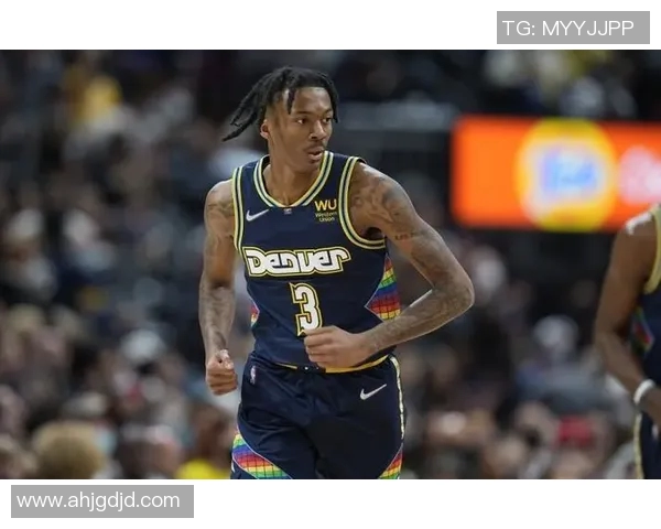 海兰德表现出色7投4中三分球3记贡献11分1篮板2抢断值得期待 海兰德表现出色7投4中三分球3记贡献11分1篮板2抢断值得期待