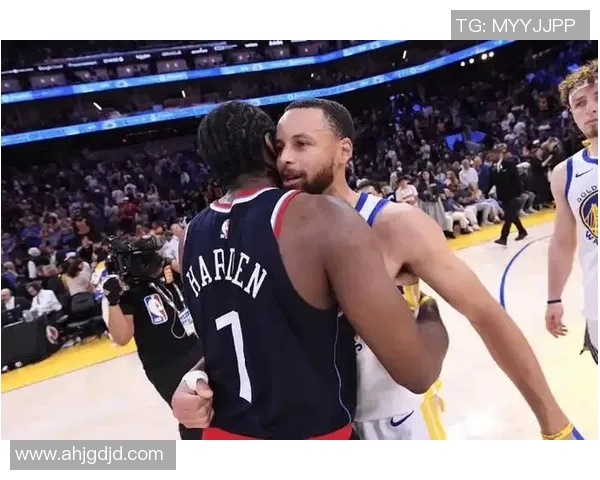 科尔确认库里追梦巴特勒霍福德将齐出战明日对开拓者的比赛 科尔确认库里追梦巴特勒霍福德将齐出战明日对开拓者的比赛