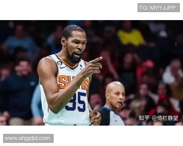 杜兰特雕像设计引发热议下半身雷霆上半身勇士一手篮网寓意深刻 杜兰特雕像设计引发热议下半身雷霆上半身勇士一手篮网寓意深刻