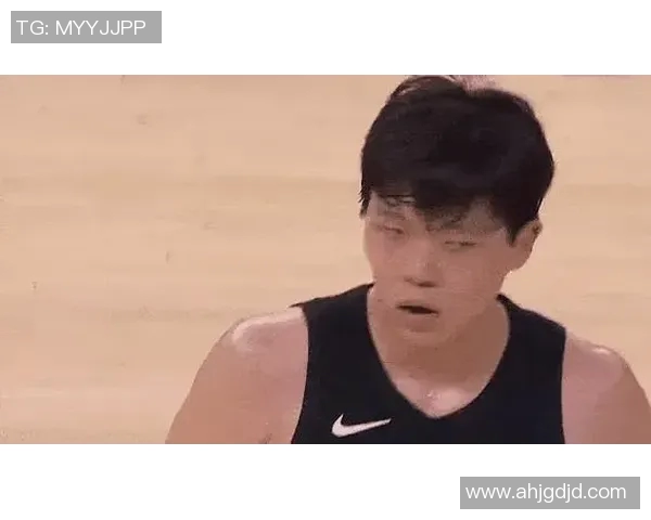 杨瀚森被下放传闻不实记者关注他提车动态引热议