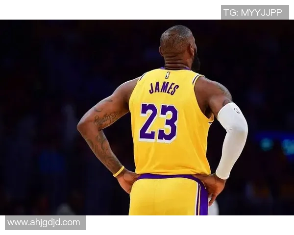 伤病困扰下的NBA最佳阵容变动詹姆斯等三名球员恐难入选本赛季名单