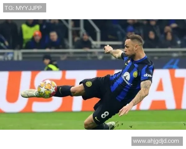 莫雷托透露伊卡尔迪曾被推荐给米兰但目前未被积极考虑 莫雷托透露伊卡尔迪曾被推荐给米兰但目前未被积极考虑