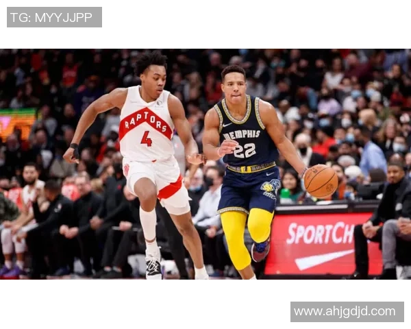 巴恩斯盛赞莺歌吸引防守注意力期待他找到节奏后无人能挡 巴恩斯盛赞莺歌吸引防守注意力期待他找到节奏后无人能挡