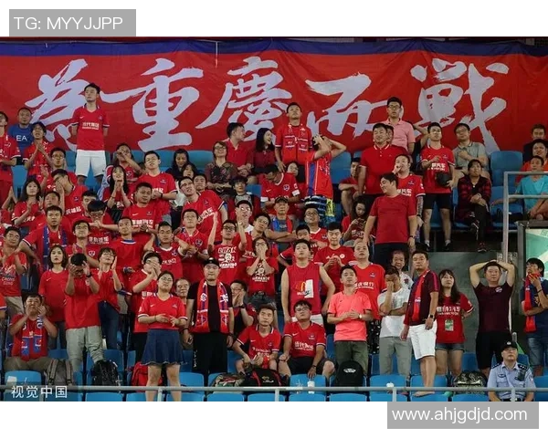 重庆中超重返赛场让我们共同欢庆社交媒体的热情与期待 重庆中超重返赛场让我们共同欢庆社交媒体的热情与期待