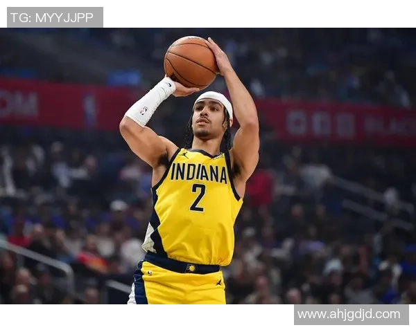 从落选秀到首发球员小内姆哈德的努力与自信之路