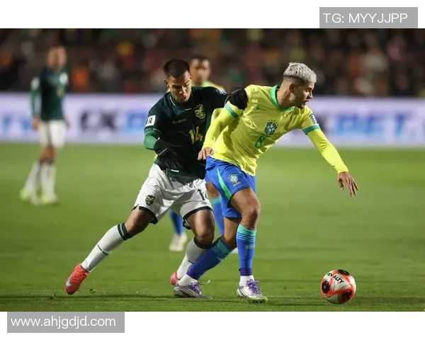 长友佑都社交媒体庆祝战胜巴西队这一历史性时刻将铭刻在足球史册中 长友佑都社交媒体庆祝战胜巴西队这一历史性时刻将铭刻在足球史册中