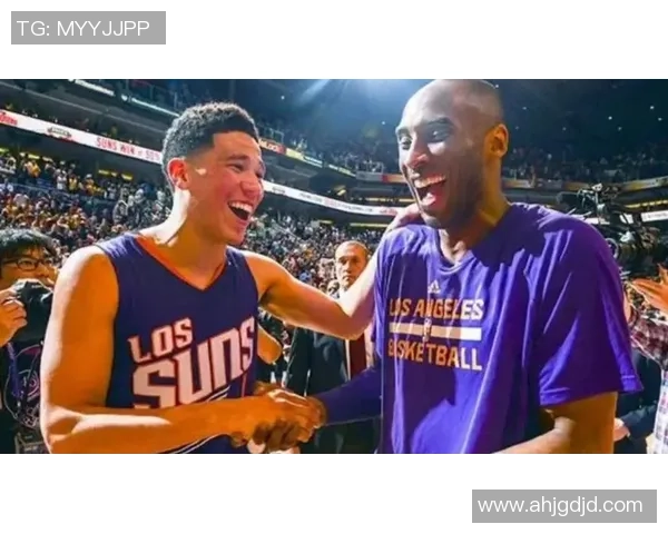 布克渴望成为像邓肯科比和库里那样的传奇球员在一座城市书写辉煌 布克渴望成为像邓肯科比和库里那样的传奇球员在一座城市书写辉煌