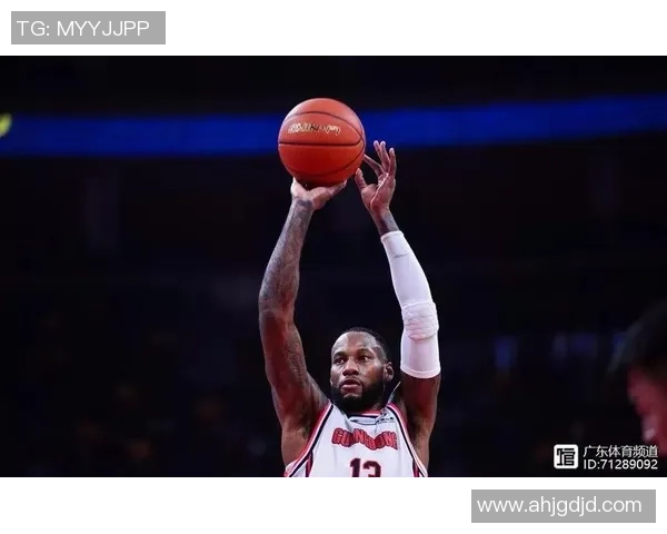 布威谈三分球心态：无论命中率如何我始终准备好出手